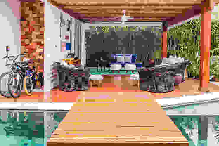 Casa De Praia Veja Essa Area Gourmet De Revista Com Churrasqueira E Piscina Homify