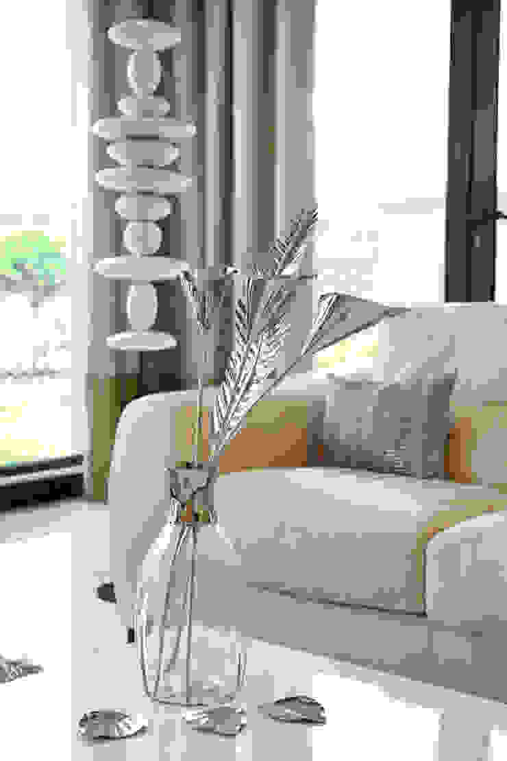 Palm Jumeirah 1 Chameleon Interior Living room