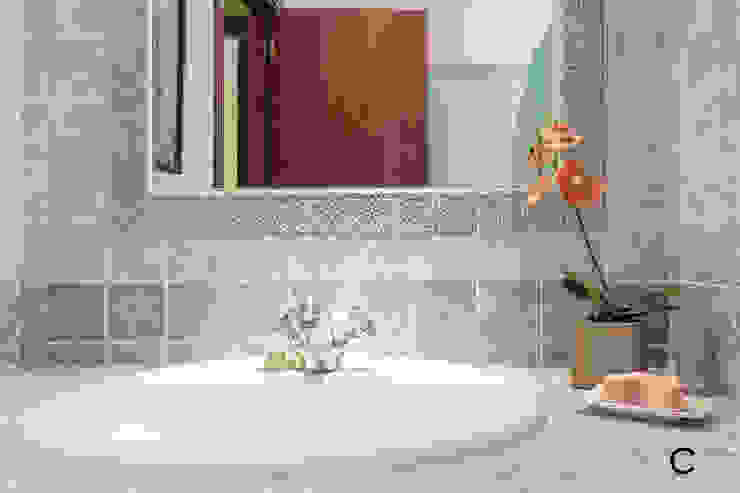 CCVO Design and Staging Casas de banho modernas