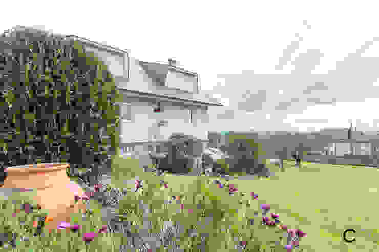 CCVO Design and Staging Casas modernas