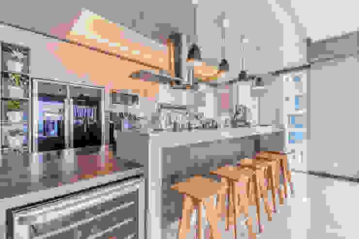 SESIÓN FOTOGRÁFICA Y RECORRIDO VIRTUAL - CENTRAL PARK -, ECKEN virtual spaces ECKEN virtual spaces Modern kitchen