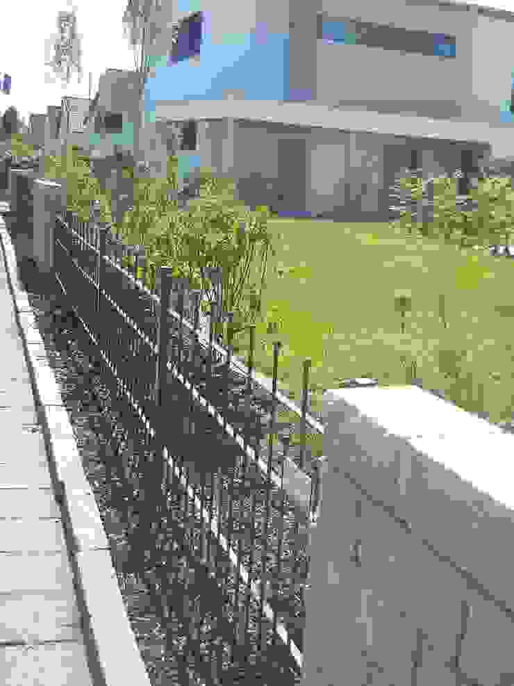 Garten-Landschaftsbau Hierreth-Felser GmbH Minimalist style garden
