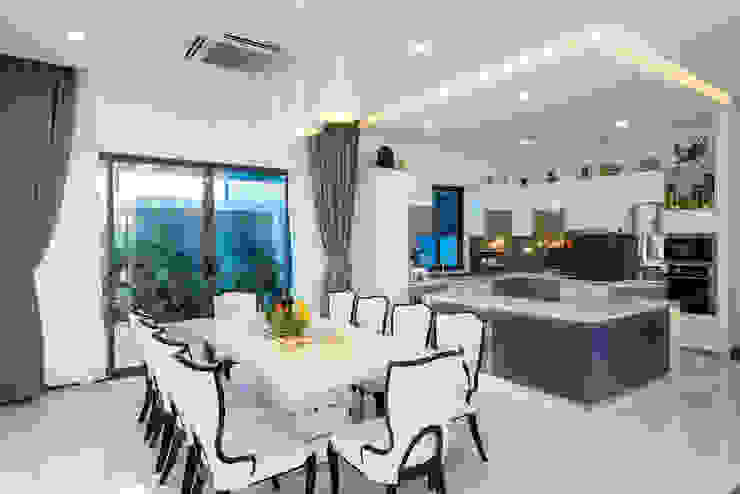 Biệt thự Sân vườn Mrs.Ngọc Thảo. KĐT VCN Phước Hải, P. Phước Hải, tp. Nha Trang. Nhiếp ảnh: Quang Dam VĂN PHÒNG KIẾN TRÚC PP Phòng ăn phong cách hiện đại