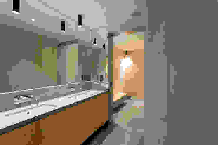 Gastronomía de estilo mediterráneo de BL Design Arquitectura e Interiores Mediterráneo Contrachapado