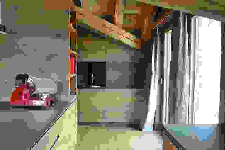 Chalet privato – Silvaplana Andrea Rossini Architetto Cucina in stile scandinavo