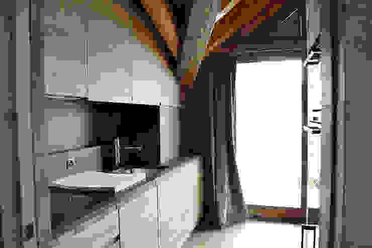 Chalet privato – Silvaplana Andrea Rossini Architetto Cucina in stile scandinavo