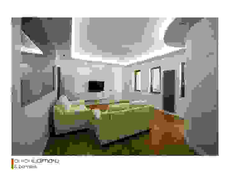 Ingresso & Salotto antoniodimaro + Partners Soggiorno moderno Bianco Salotto,Ingresso,Divani living,Parete attrezzata,controsoffitto,vetrata divisoria,pavimenti,punti luce