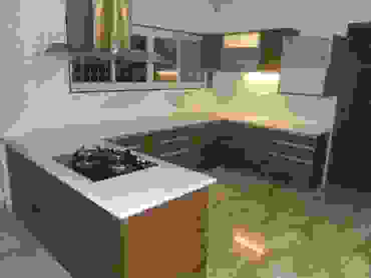 Project BLUCAP LLP Modern kitchen