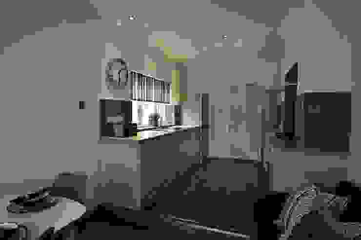 HMO Rrefurbishment Kerry Holden Interiors Cucina moderna