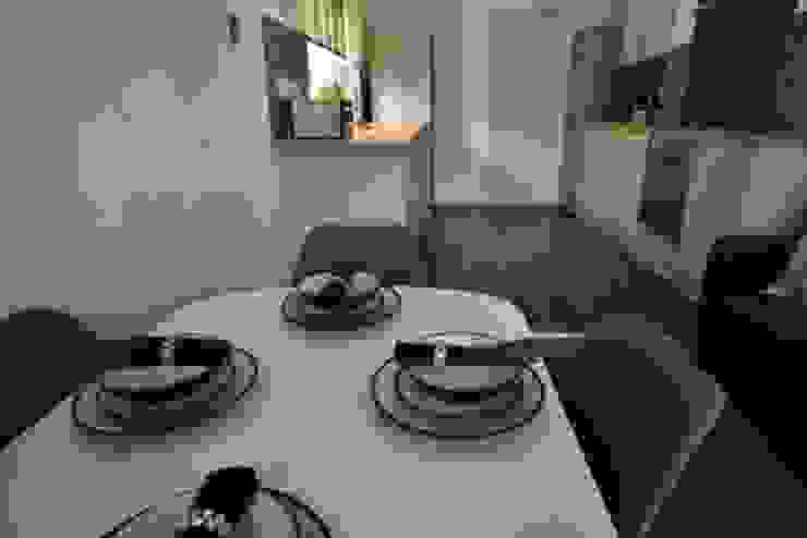 HMO Rrefurbishment Kerry Holden Interiors Cucina moderna