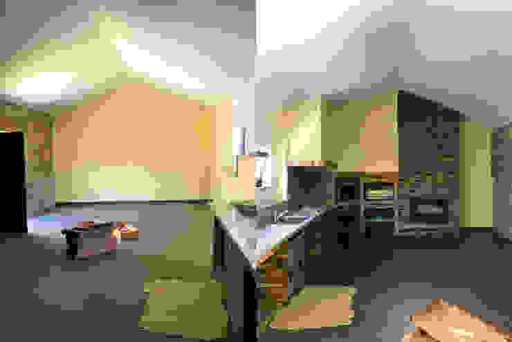 Oleh BENEDITO MARTINS