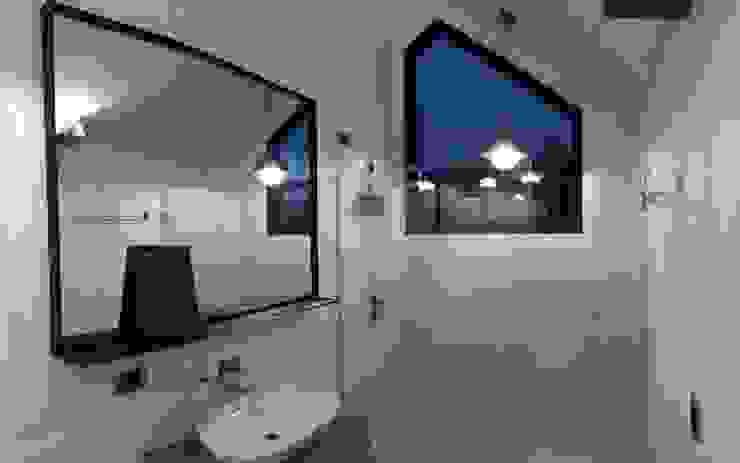 @tresarquitectos บ้านและที่อยู่อาศัย