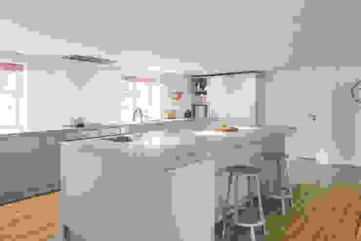 Aston Upthorpe - Handleless In-Frame Kitchen cu_cucine Modern Kitchen