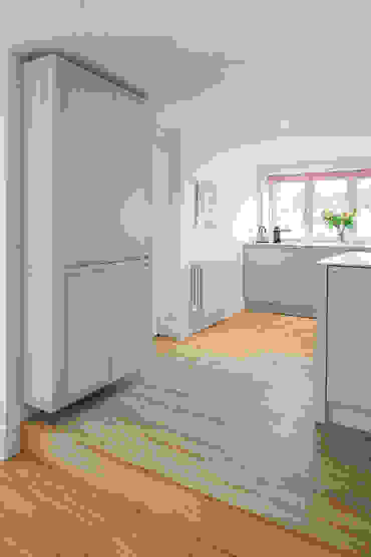 Aston Upthorpe - Handleless In-Frame Kitchen cu_cucine Modern Kitchen