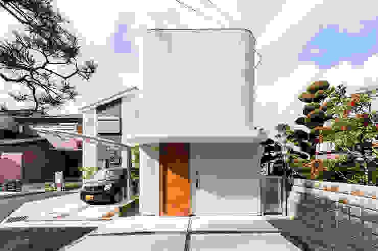melt, 建築設計事務所SAI工房 建築設計事務所SAI工房 Wooden houses Iron/Steel White