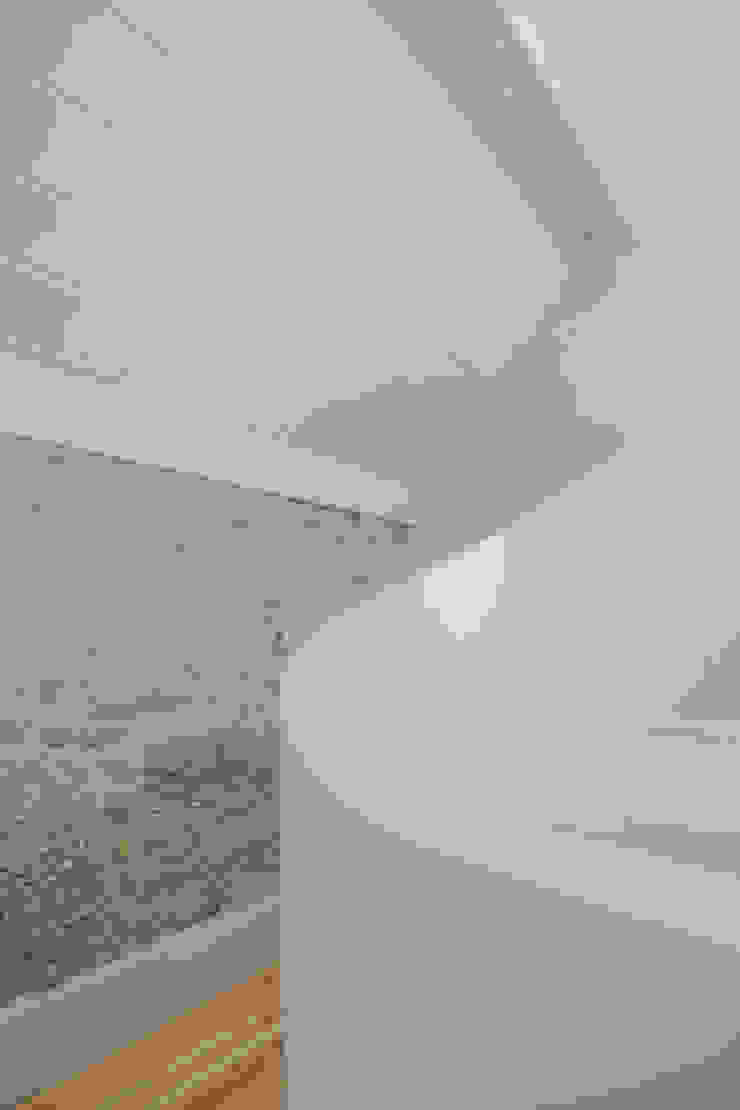 Escadas por Pedro Ferreira Architecture Studio Lda Minimalista