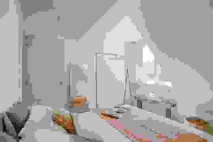 Quarto Quartos minimalistas por Pedro Ferreira Architecture Studio Lda Minimalista