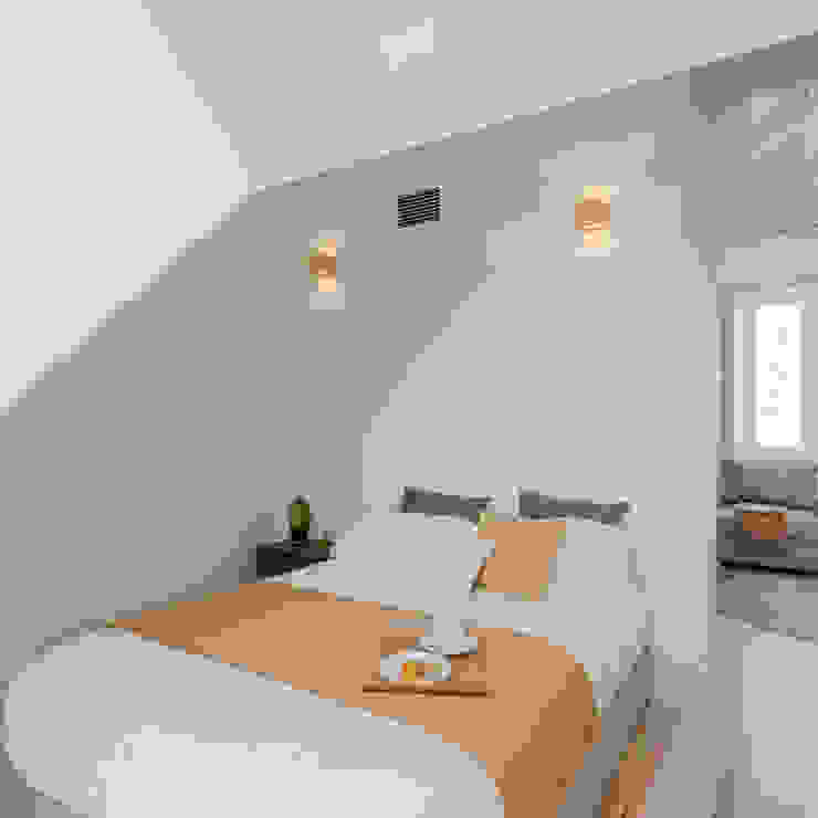 Casa de Camões por Pedro Ferreira Architecture Studio Lda Minimalista