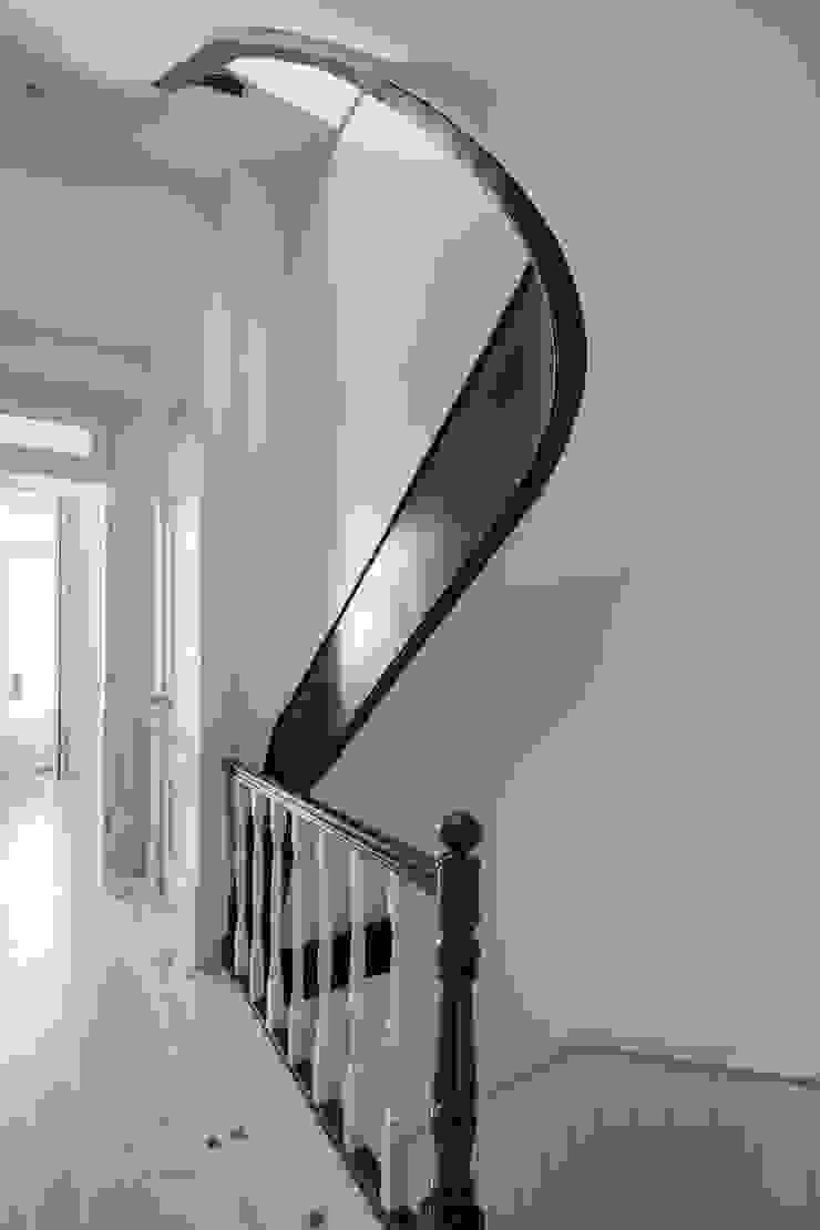 Casa de Camões por Pedro Ferreira Architecture Studio Lda Clássico