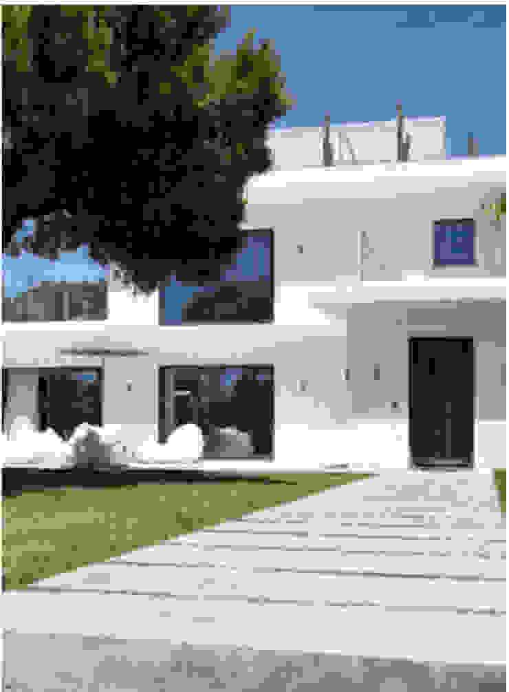 Projeto Qta. da Marinha Officina Boarotto Casas modernas