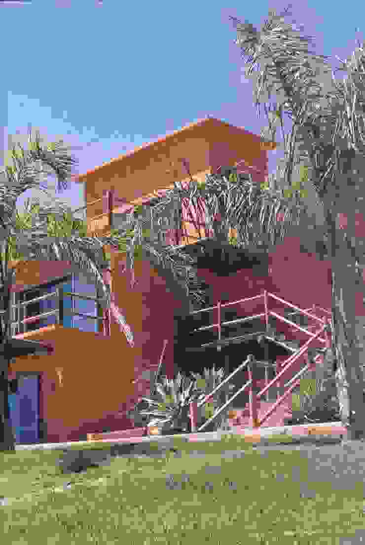 Projeto Serra de Loulé Officina Boarotto Casas modernas
