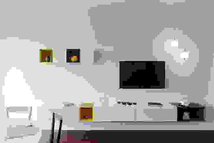 10 Idee Moderne per Inserire la Televisione in Soggiorno 10 Idee Moderne per Inserire la Televisione in Soggiorno