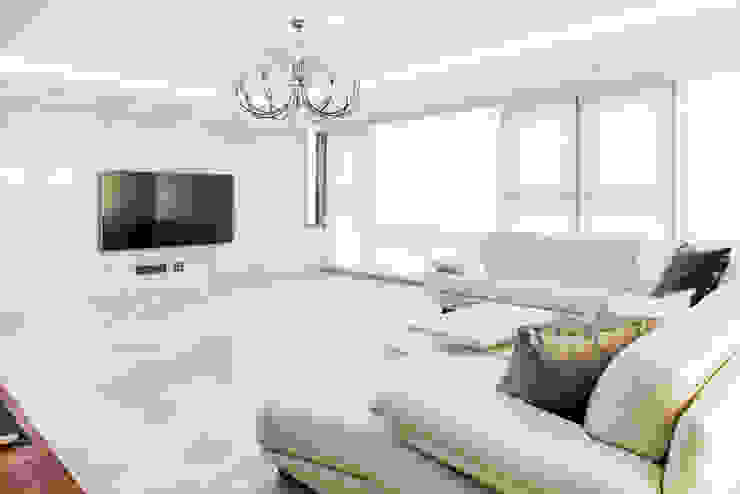 목동 하이페리온 183㎡ 56PY, wid design 위드디자인 wid design 위드디자인 Classic style living room Beige