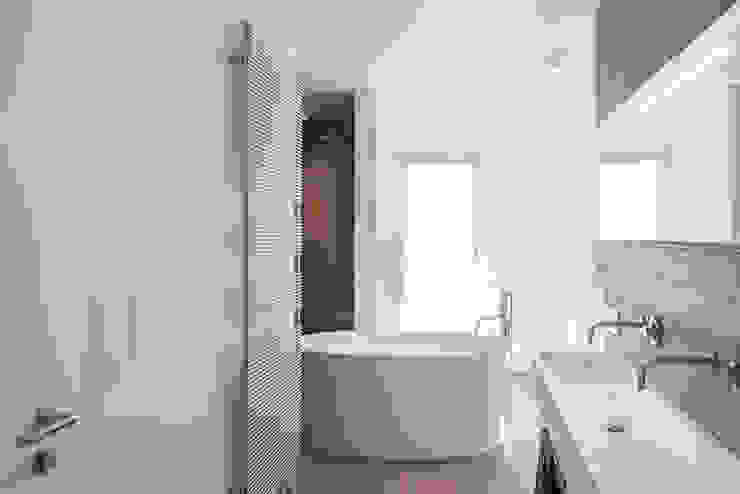 Badgestaltung mit Wanne als zentrales Raumelement | homify