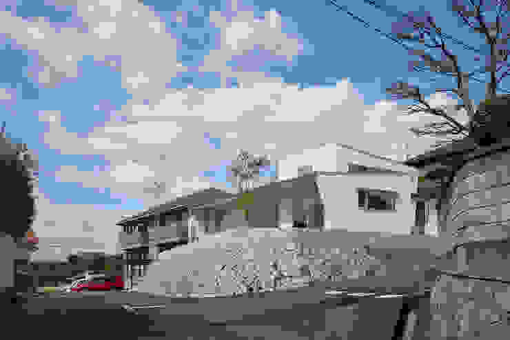 toki Architect design office Modern Houses Wood White