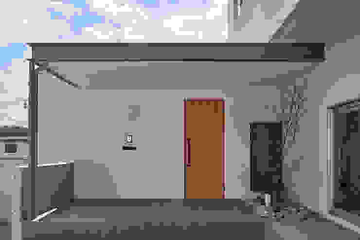 toki Architect design office Modern Houses Wood White