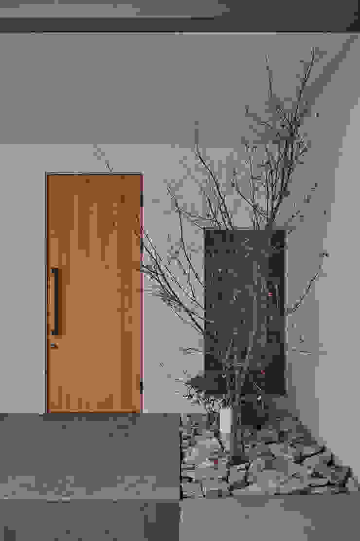toki Architect design office Modern Houses Wood White