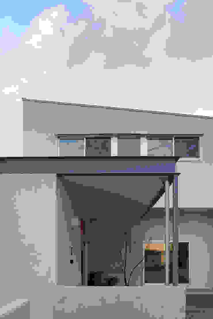 toki Architect design office Modern Houses Iron/Steel Grey