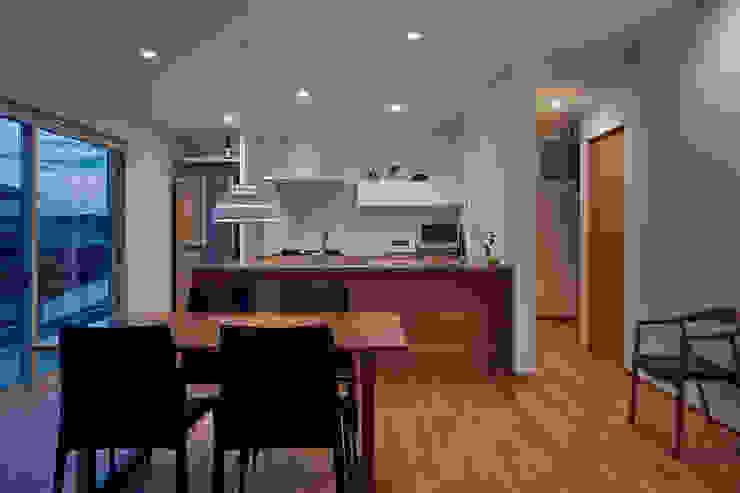 toki Architect design office Modern Dining Room Wood Brown