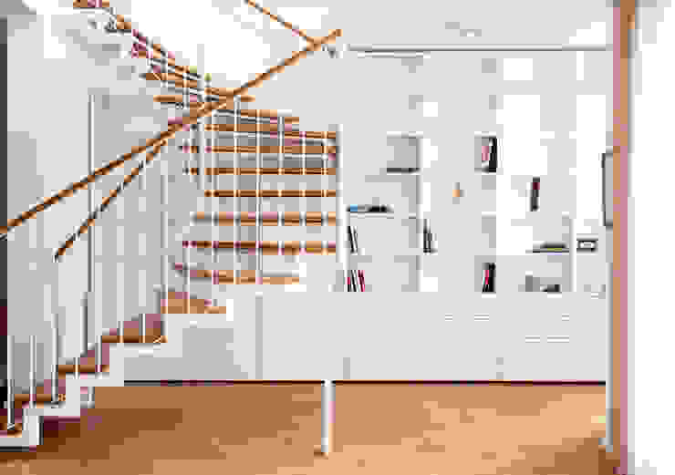 Gantz Bucherregal Nach Mass Unter Wendeltreppe Mit Schreibtisch
