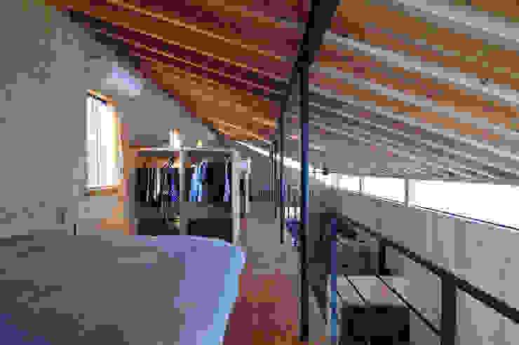 ㈱ライフ建築設計事務所 Modern style bedroom