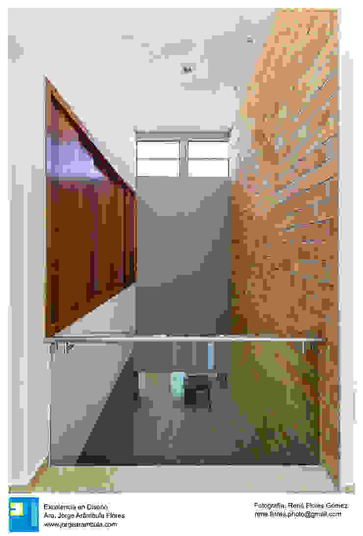 Muro y cubo de luz René Flores Photography Puertas y ventanas modernas