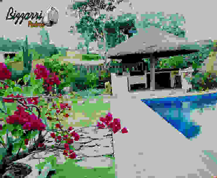 Construcao De Piscinas Com Passeio Em Piso De Tijolo Homify