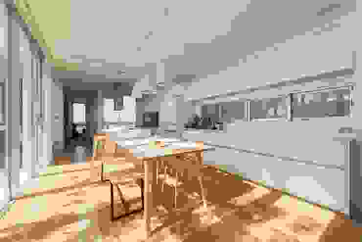 勝暉建築工程行 Sala da pranzo moderna