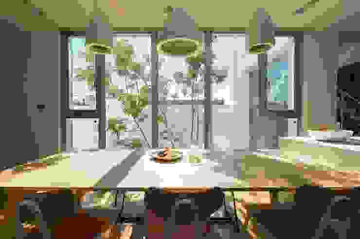 勝暉建築工程行 Sala da pranzo moderna