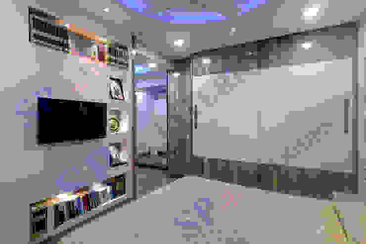 Mr.Chokshi SP INTERIORS Moderne Schlafzimmer