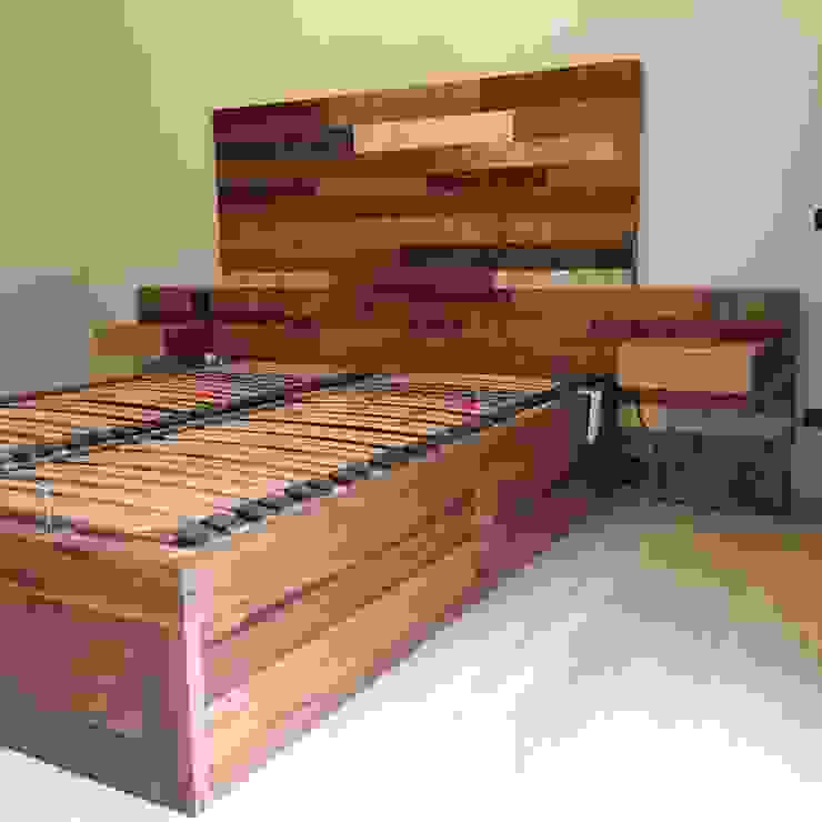 Base letto Falegnameria Martinelli Sergio Camera da letto coloniale Legno Trasparente legno,camera,testata