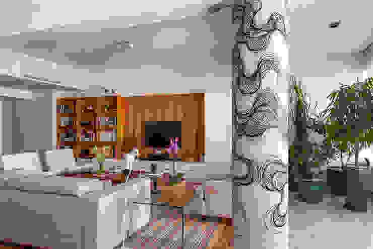 Apartamento Higienópolis Marcella Loeb Salas de estar modernas