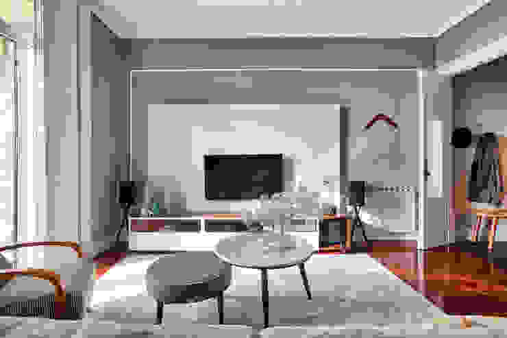 Vivenda em S. Mamede de Infesta - SHI Studio Interior Design, ShiStudio Interior Design ShiStudio Interior Design Skandinavische Wohnzimmer Accessoires und Dekoration
