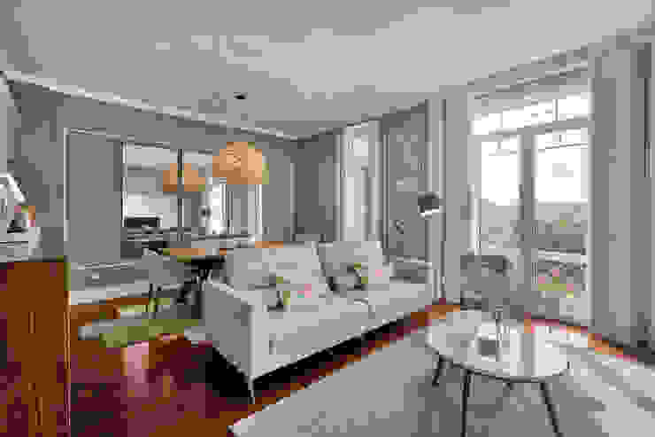 Vivenda em S. Mamede de Infesta - SHI Studio Interior Design, ShiStudio Interior Design ShiStudio Interior Design Scandinavian style living room Grey