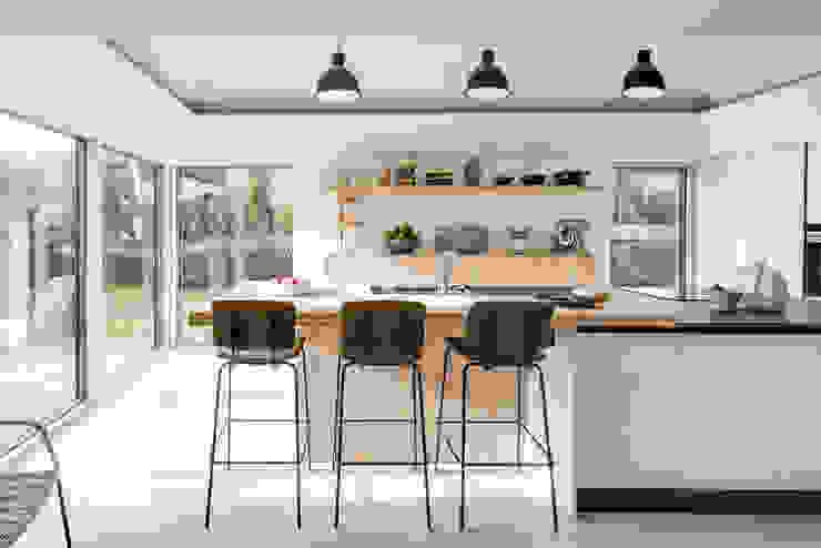 Arts Crafts House Homify Get design ideas for a variety of arts & crafts house styles, including bungalow, craftsman, foursquare, prairie school, tudor and more. arts crafts house homify