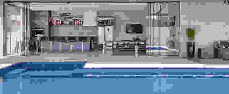 Area De Festas Industrial Com Piscina Homify
