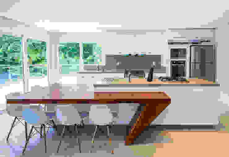 Cozinha AM - Projeto Metrik Design - Arquiteto em Balneário Camboriú, Blumenau e região., Metrik Design - Arquitetura e Interiores Metrik Design - Arquitetura e Interiores Cuisine moderne