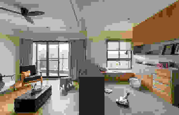 邑田空間設計 Studio in stile asiatico