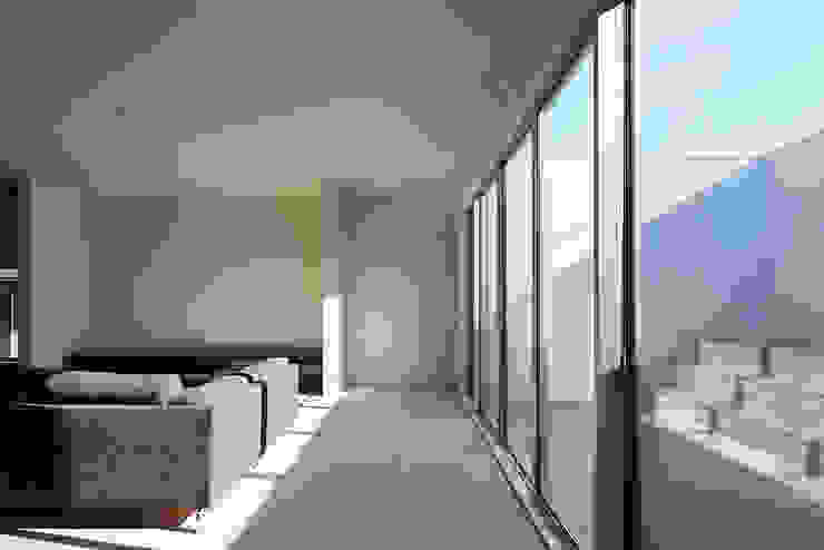 *studio LOOP 建築設計事務所 Moderne Wohnzimmer