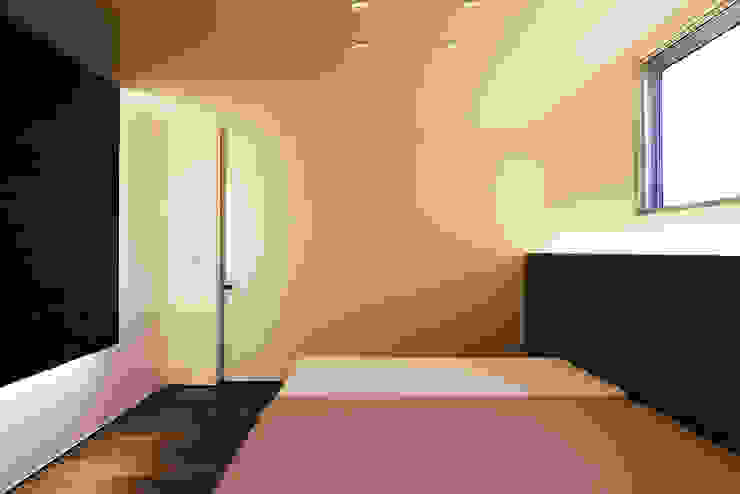 *studio LOOP 建築設計事務所 Moderne Schlafzimmer